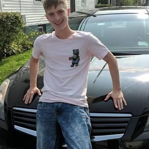 Meet your Posher, Nick